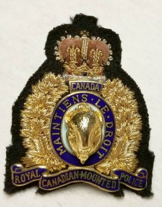 Rcmp Royal Canadian Mounted Police Older Cap Device,  Officer Rank