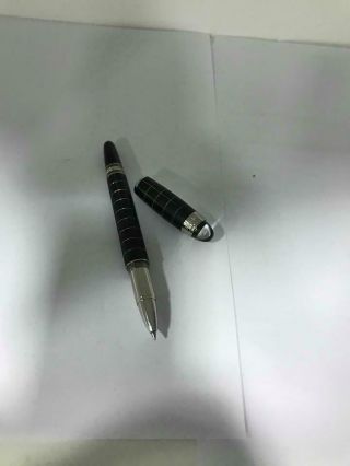 Montblanc Ndl 33966l Rollerball Pen.  The Top Of The Pen Is Broken