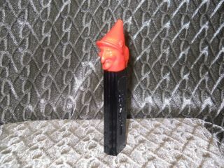 Vintage Halloween Witch A Orange/black Pez Dispenser No Feet Made In Austria