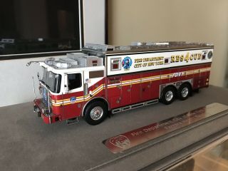 Fdny Ferrara Heavy Rescue 4 1/50 Fire Replicas Fr026 - 4 Nib Queens