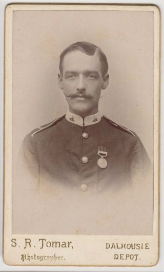 Military Cdv - India,  Soldier Of The Bedfordshire Regiment With Medal