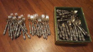 Wilton Armetale Hallam 86 Piece Huge Set Flatware Knives Forks Spoons Serving