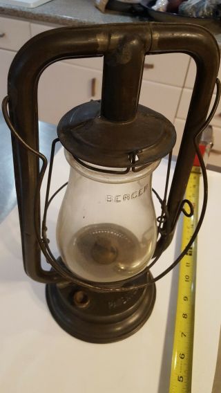 Rare Berger Lift Kerosene Tubular Lantern No.  0 Patented Berger Globe Oil