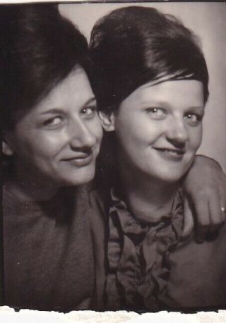 Vintage Photo Booth - Affectionate Lookalike Sisters (twins?),  Beehive Hairdos