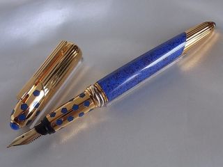 Panthere de Cartier Fountain Pen Gold Plated and Blue lacquer 2