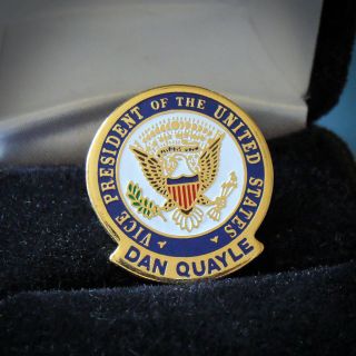 Rare " Vice President Of The United States / Dan Quayle " Gift Lapel Pin