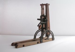 Antique BARN BEAM BORING MACHINE Timber Auger Drill 2