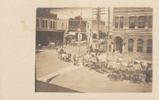 Rp: Taylor,  Texas,  1901 - 07 ; Cotton Wagons On Main Street
