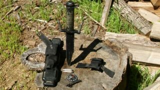 Buck 184 Buckmaster (1980s Era) Heavy Duty Hunting Survival Knife W/ Sheath