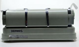 Vintage 1965 Hermes 3000 Portable Typewriter W/ Case 4