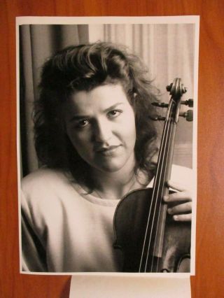 Vintage Glossy Press Photo - Anne - Sophie Mutter Classical Violinist 1988