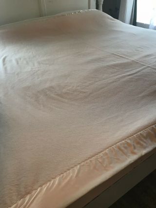Vtg Fieldcrest Touch of Class Blanket Salmon Pink Acrylic Size 82X91” USA Made 4