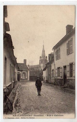 Cpa - Hallencourt (somme) - Rue A Cheches: France Postcard (c45247)
