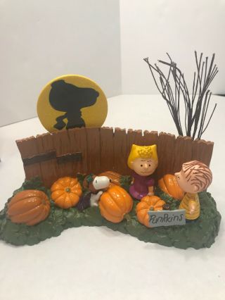 Dept 56 Peanuts “Where Is The Great Pumpkin” Snoopy Linus Sally Resin Figurine 2