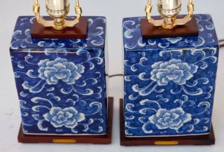 Ralph Lauren blue and white floral lotus table lamps pair set 2 7