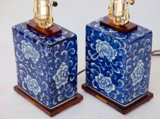Ralph Lauren blue and white floral lotus table lamps pair set 2 8