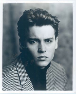 1990 Photo Johnny Depp Actor Celebrity Jump Street Drama Broadcasting Man 8x10