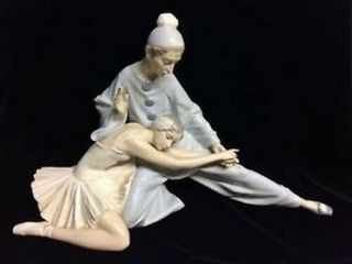 Retired Lladro Figurine 4935 " Closing Scene " Ballerina & Jester Ballet Dancers