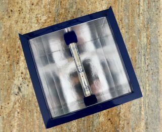 Omas INVISIBILIS Limited Edition Silver Fountain Pen with display box 4