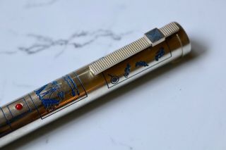 Omas INVISIBILIS Limited Edition Silver Fountain Pen with display box 9