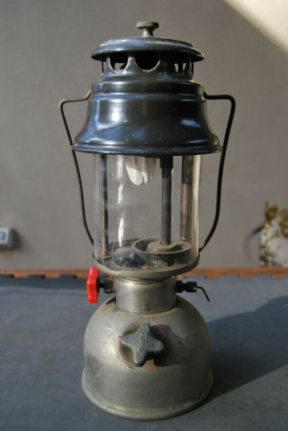 Old Gloria Light Co.  kerosene pressure lantern lamp Made in Melbourne Australia 3