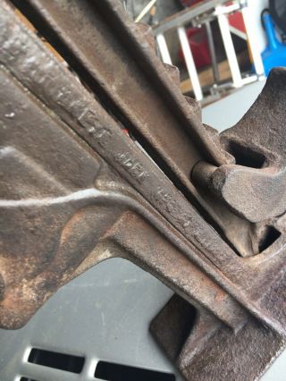Vintage/antique BUICK BUMPER/CAR JACK 015B 1920’s/ 1930’s ? Cast Iron & 8