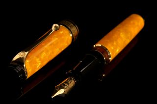 Aurora Optima Sole Yellow Celluloid and Gold Fountain Pen,  Limited Edition.  18K. 3