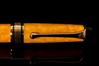 Aurora Optima Sole Yellow Celluloid and Gold Fountain Pen,  Limited Edition.  18K. 7