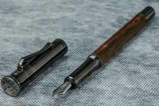 Graf Von Faber Castell Classic Macassar Gun Metal Fountain Pen 18k Fine (f) ✒️