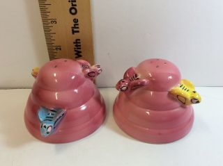 VINTAGE PINK M - G INC SALT AND PEPPER SHAKERS - JAPAN - BEE HIVE WITH BEES 2
