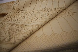 Vintage Quaker Lace Natural White Tablecloth BEIGE in color 72 