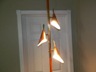 Vintage Mid Century Modern Retro Tension Pole Floor Lamp Orange Metal Cones 10