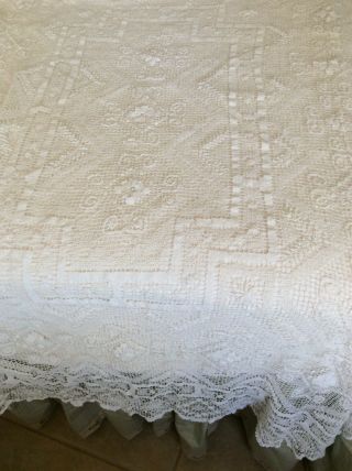 Vintage/antique White Hand Crocheted Filet Lace Table Cloth 50x66