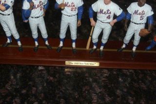 10 - Figure Danbury 1969 York Mets World Series Champions Team Statue 6