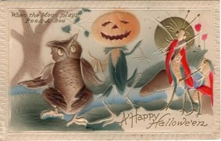 Halloween Postcard,  Unknown Publisher Airbrush Style - Happy Hallowe 