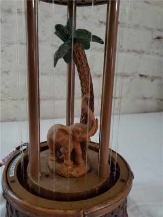Vintage 70’s Elephant Palm Tree Rain Motion Lamp 16 