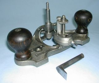 Stanley No.  71 Router Plane w/ 2 Blades / Cutters 2