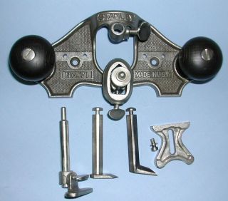 Stanley No.  71 Router Plane w/ 2 Blades / Cutters 6