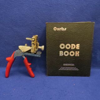 Curtis Model 15 Cam Set Code Key Cutter 6 Cut Gm - 1 Cam 2x Carriage W/ Code Book