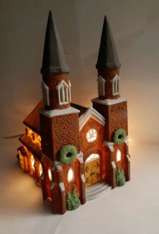 Dickens Series Village Brick " Abbey " Church Cathedral Dept 56 Christmas