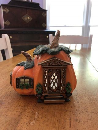 Partylite Halloween Pumpkin Cottage P8209