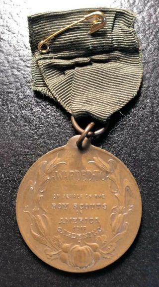 Very rare,  1917 WWI Boy Scouts Gardening medal - Only 214 given 2