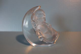 Vintage 1983 Goebel Crystal Frosted Angel Sitting On A Crecent Moon Paper Weight