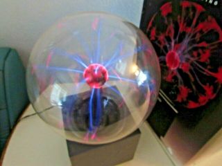 Eye Of The Storm Plasma Display Light Glass Chamber Of Living Lightening