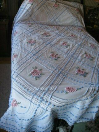 Vintage Full Size White Floral Cotton Chenille Bedspread Cottage Charm