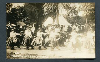 Hawaii,  Hawaiian Hula Hula Dance,  Large Crowd Watching,  Un,  Rp.  No.  62 - H,  Early Card