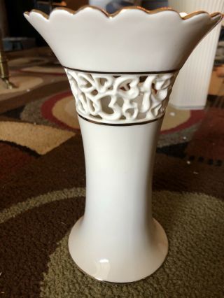 Lenox Small Vase Pierced Heart Design Ivory & 24k Gold Trim 7” Ht And 4.  5” Width