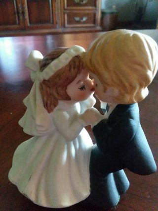 Vintage Lefton Bride And Groom Figurine Or Wedding Cake Topper Kissing Couple