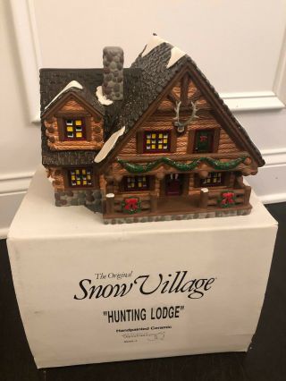 Dept 56 Snow Village Hunting Lodge With Box