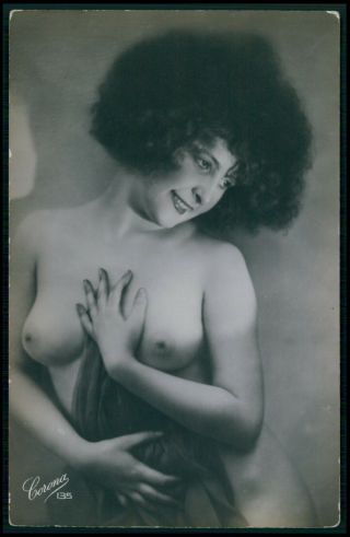 French Nude Woman Afro - Textured Hairdo C1910 - 1920s Photo Postcard